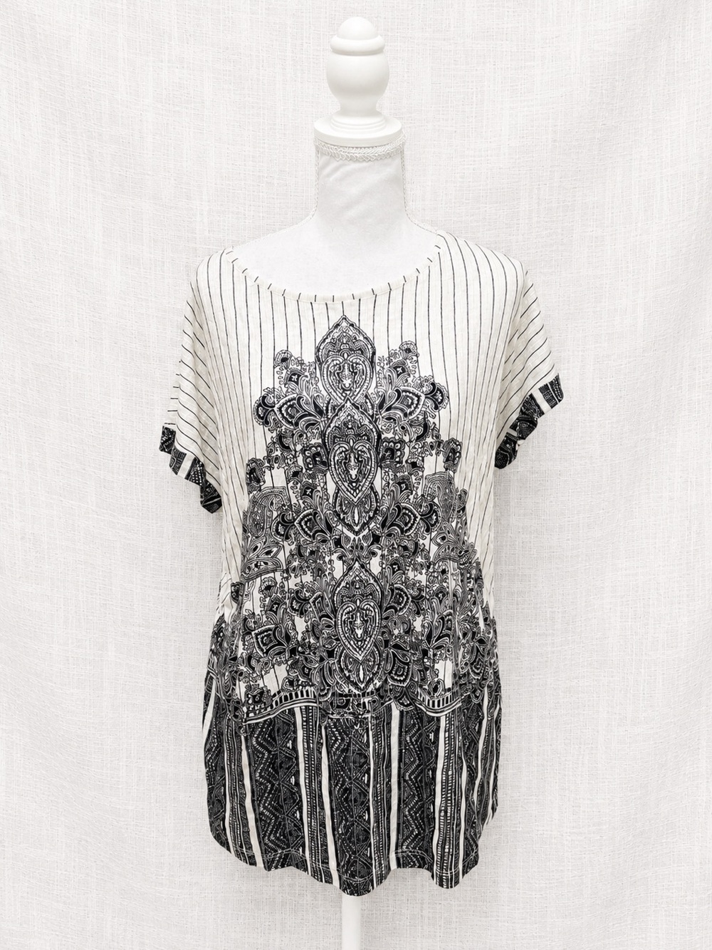 Olsen Europe NWT 100% Linen Paisley Tunic Top Women’s S/M Black Cream